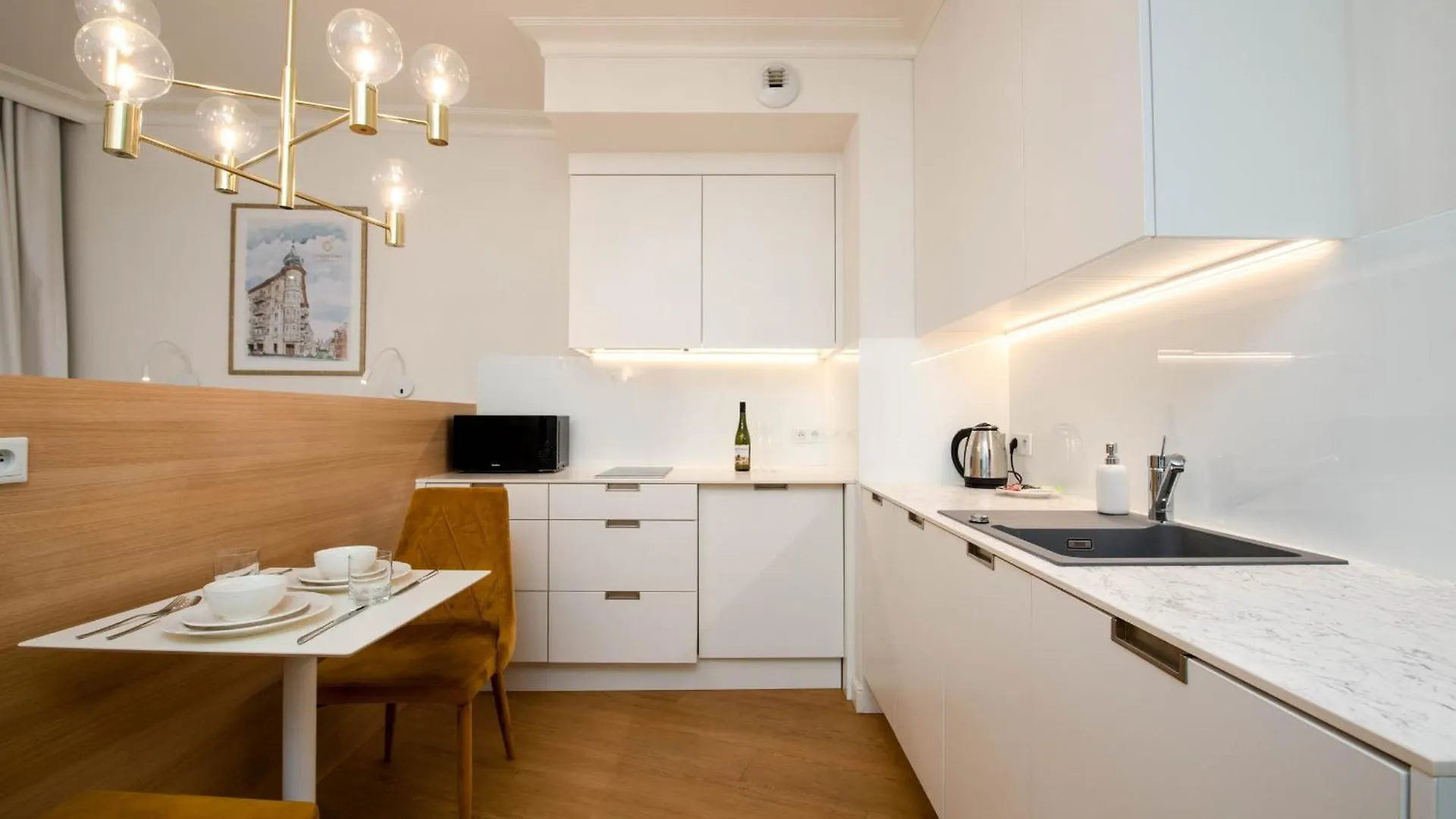 Poznan Zelazko - Old Town Studio, Top Location - By Rentujemy Apartment